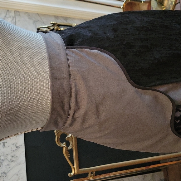 Anno Mundi Skirt - Picture 4 of 11